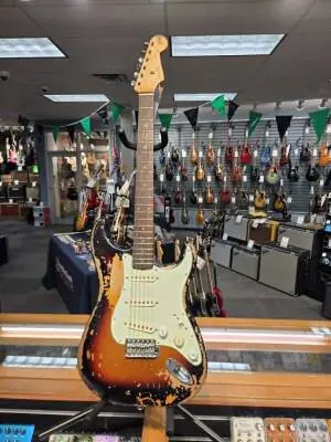 FENDER MIKE MCCREADY STRAT RW 3TS 2